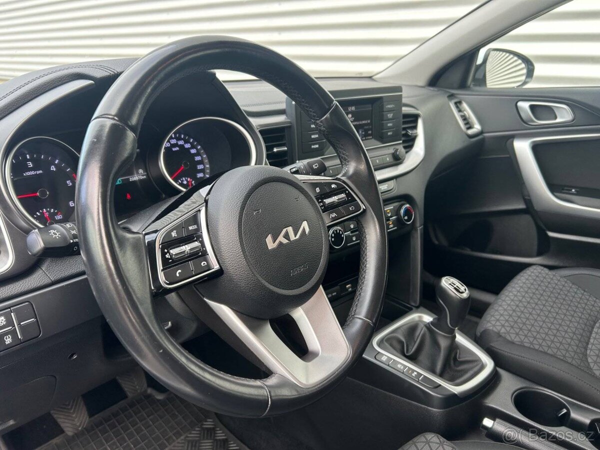 Kia Cee´d, 1.6 CRDi 100kW/1.Maj./DPH/ČR - 17