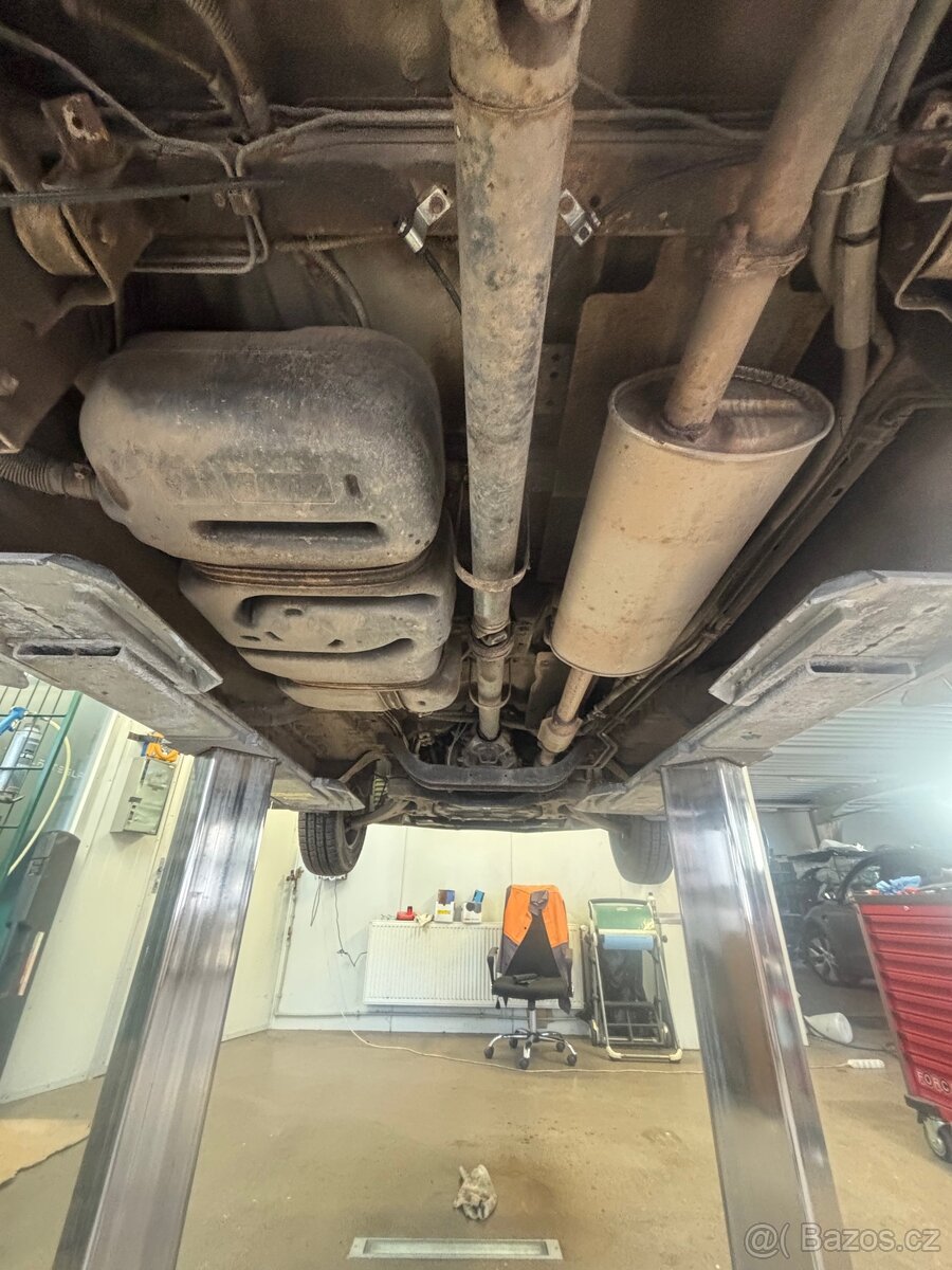 Hyundai H1 2.5crdi 2008 - 17