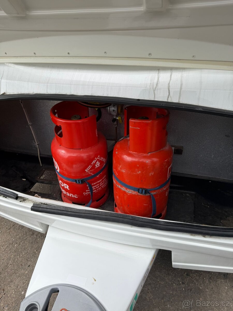 Lunar Quasar EB pojezd rok 12/2005 - 17