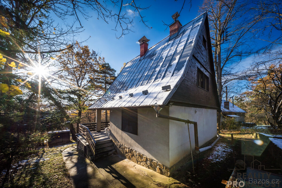 Prodej chaty 51 m² pozemek 521 m² – Tvarožná Lhota, okres H - 17