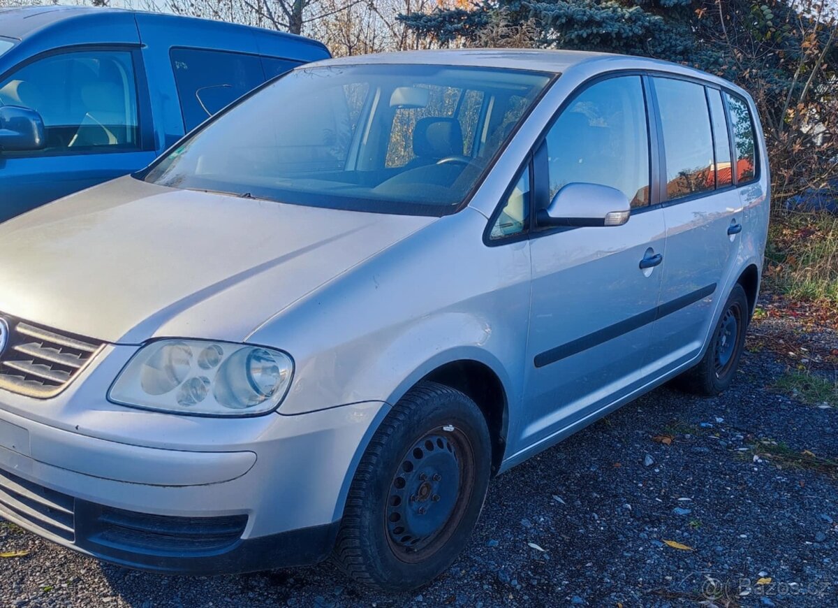Volkswagen Touran 1.9 Tdi 74KW ABSOLUTNĚ BEZ KOROZE TOP - 17