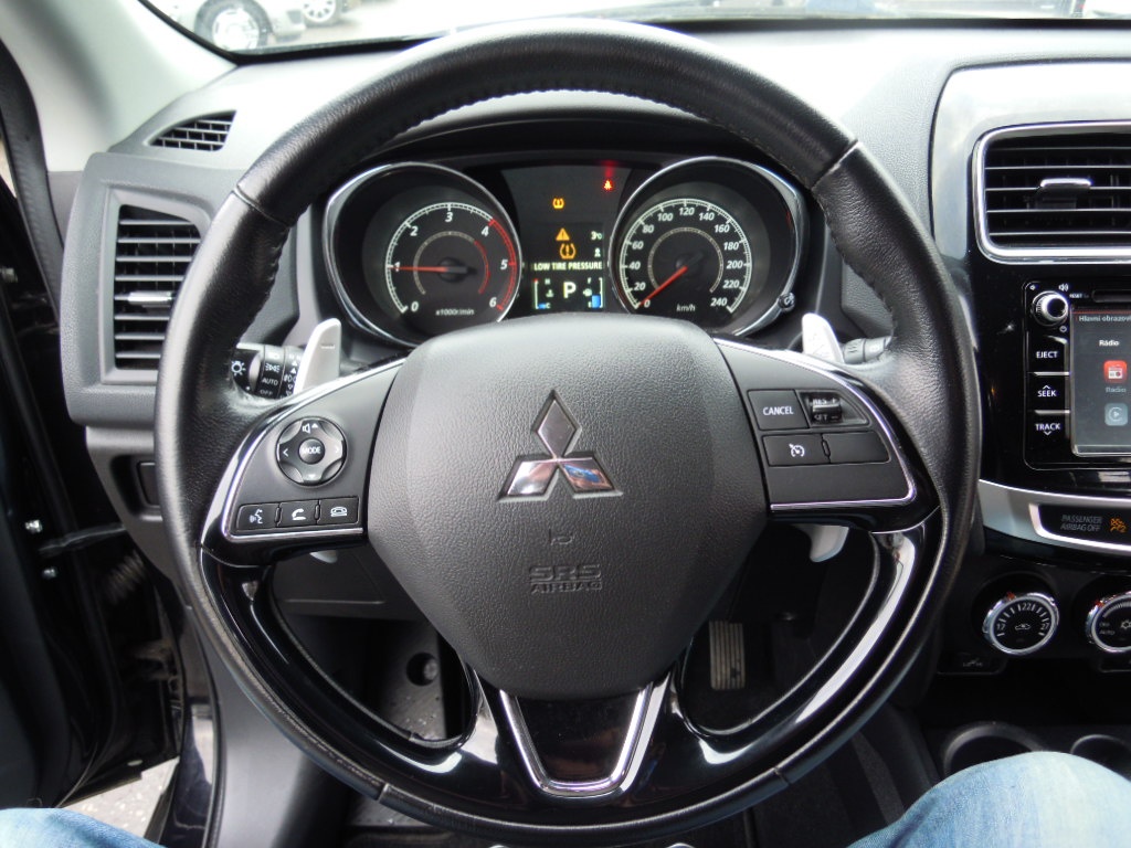 Mitsubishi ASX 2.2Di-D 4x4 autom.110kw(150hp) r.v.4/2017 - 17