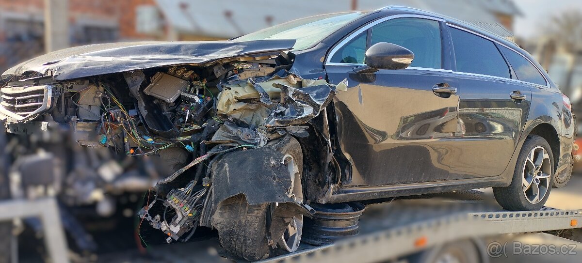 Peugeot 508, 2010 - 2018 - 17