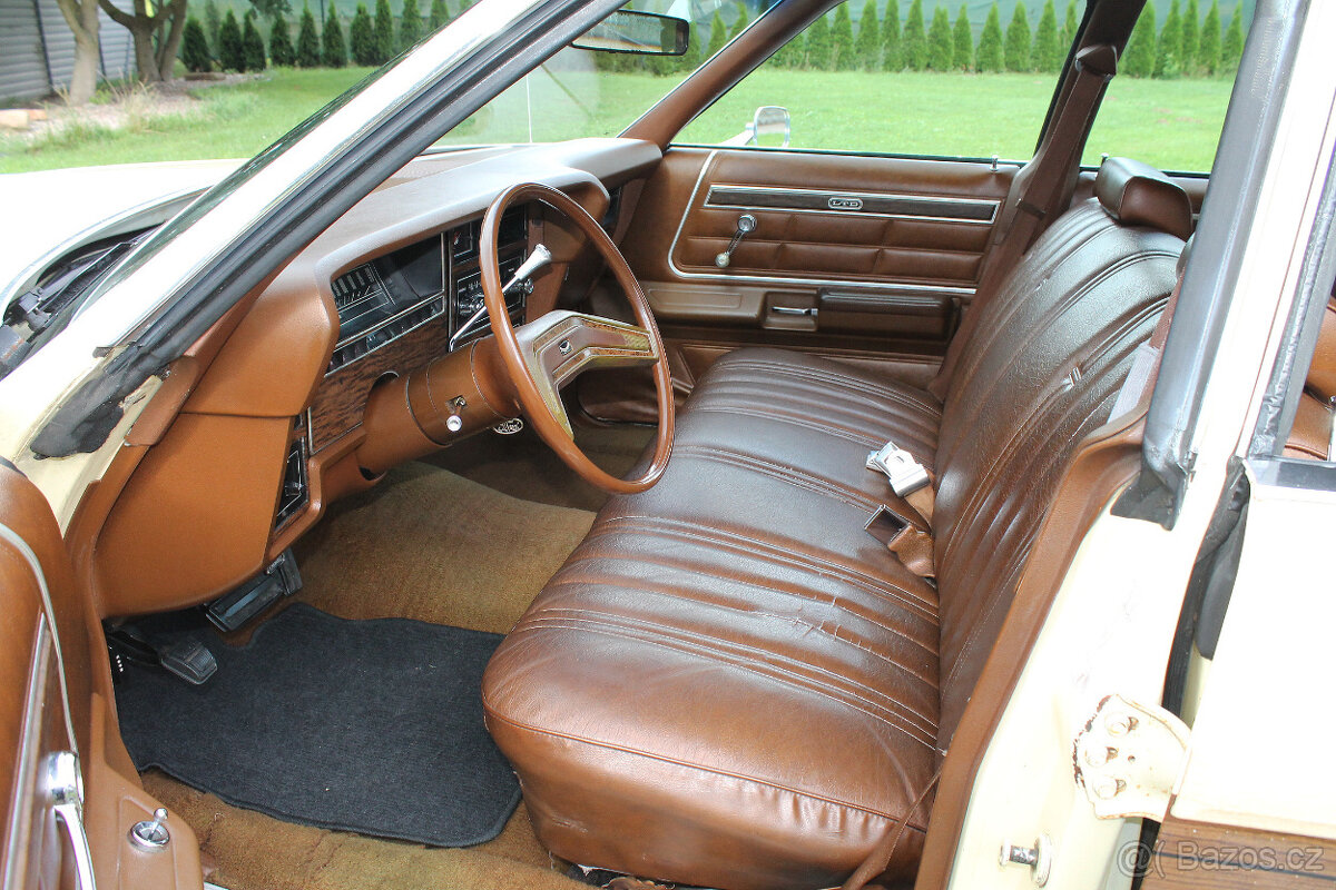 1976 Ford Country Squire 400 V8 - 17