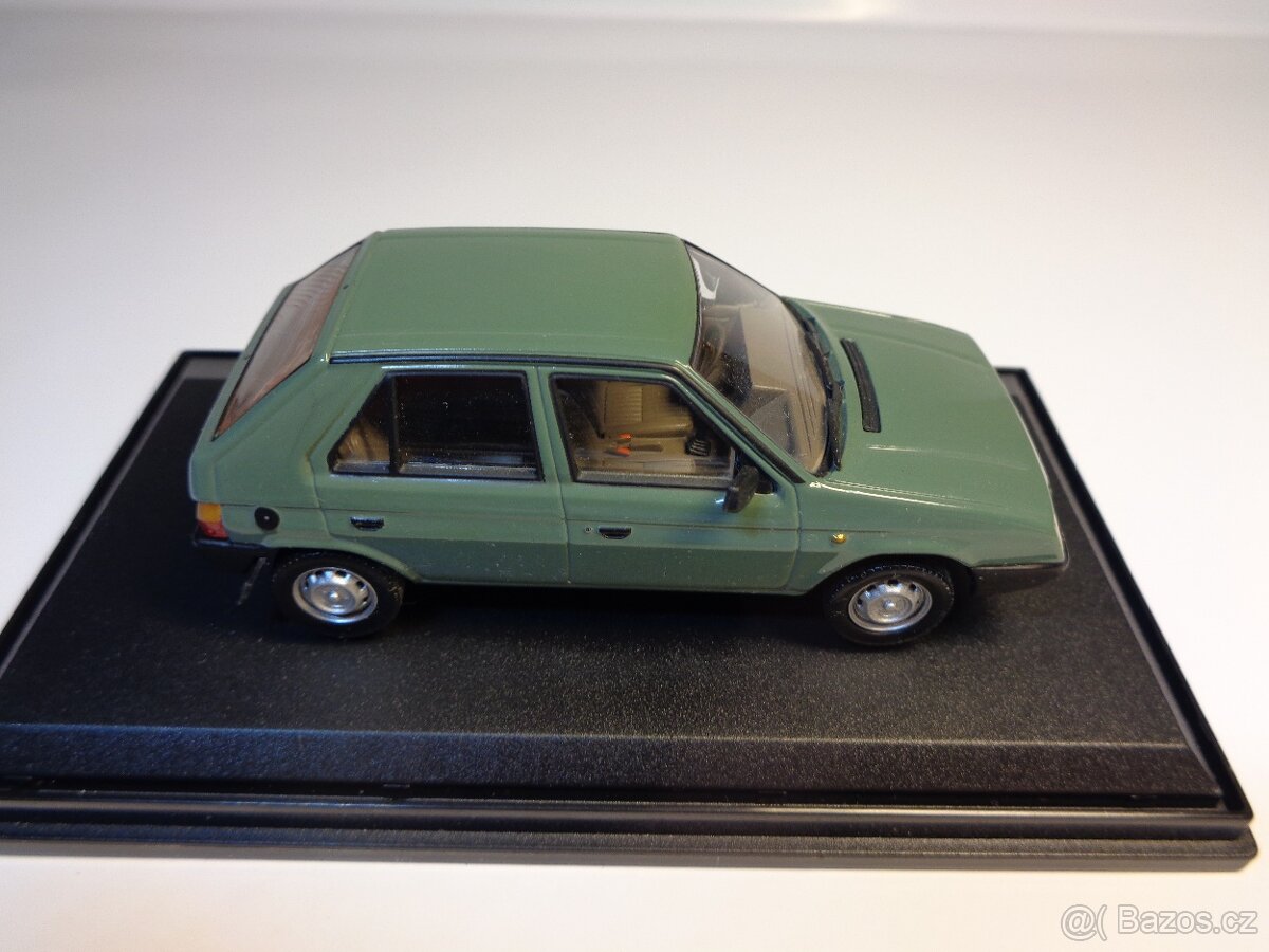 Abrex model 1/43 Favorit ´87 komplet, I. edice - 17