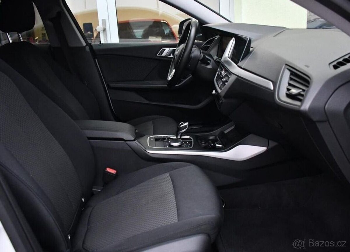 BMW Řada 2 218d LED VIRTUAL ČR 1M - 17