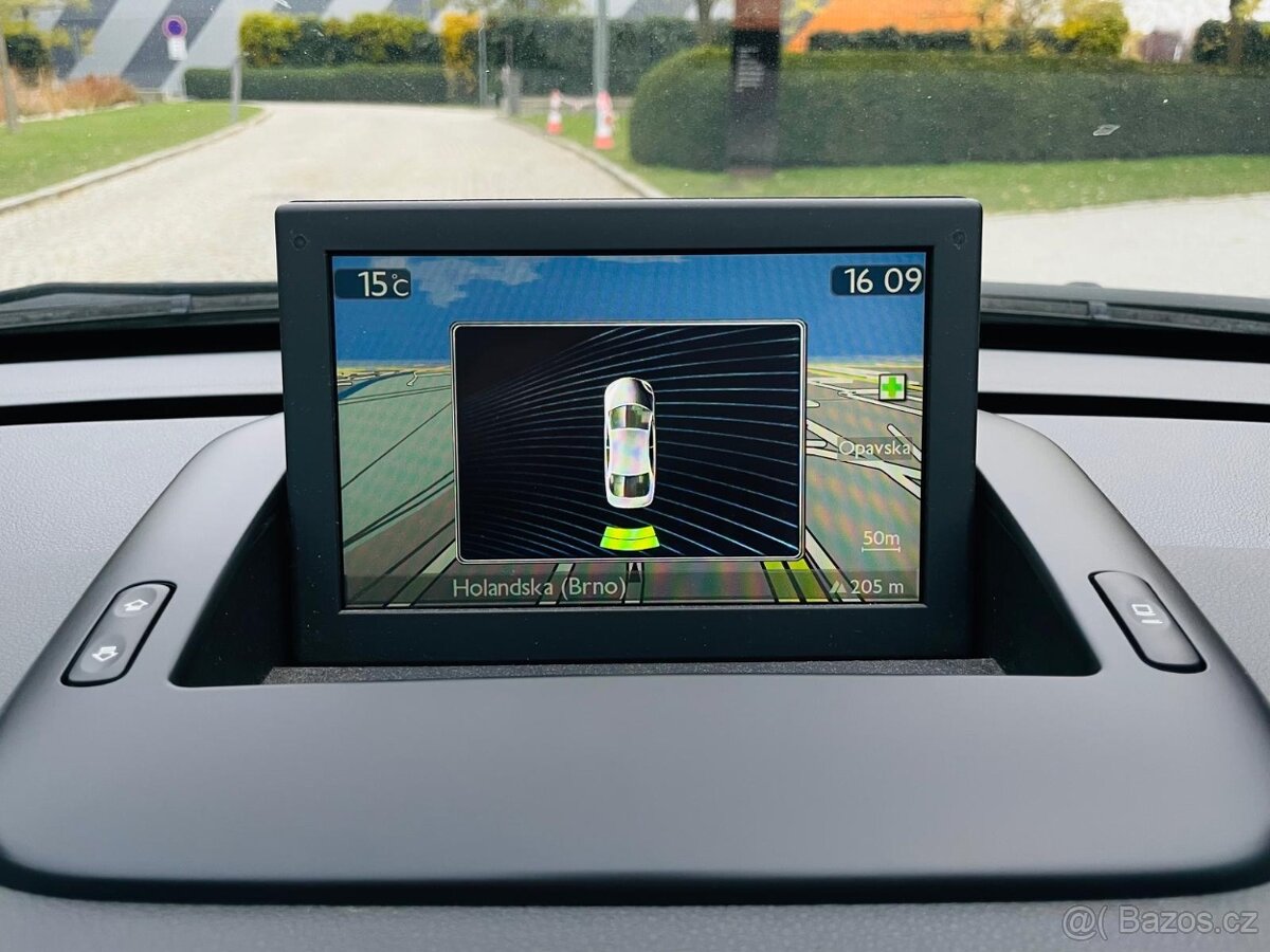 Peugeot 5008 2.0HDi MANUÁL 7MÍST VÝHŘEV SERVISKA PLNÁ VÝBAVA - 17