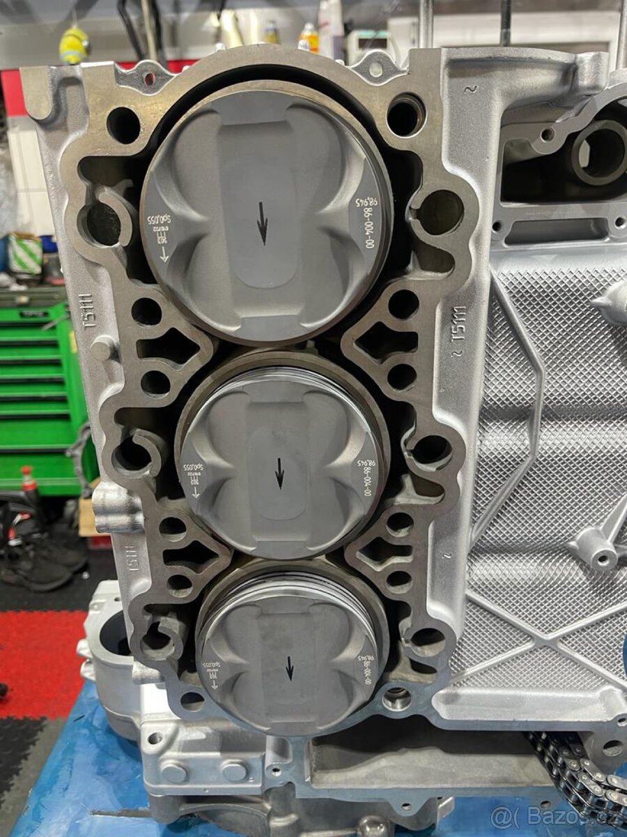 PORSCHE 4S 911 997.1 - 17