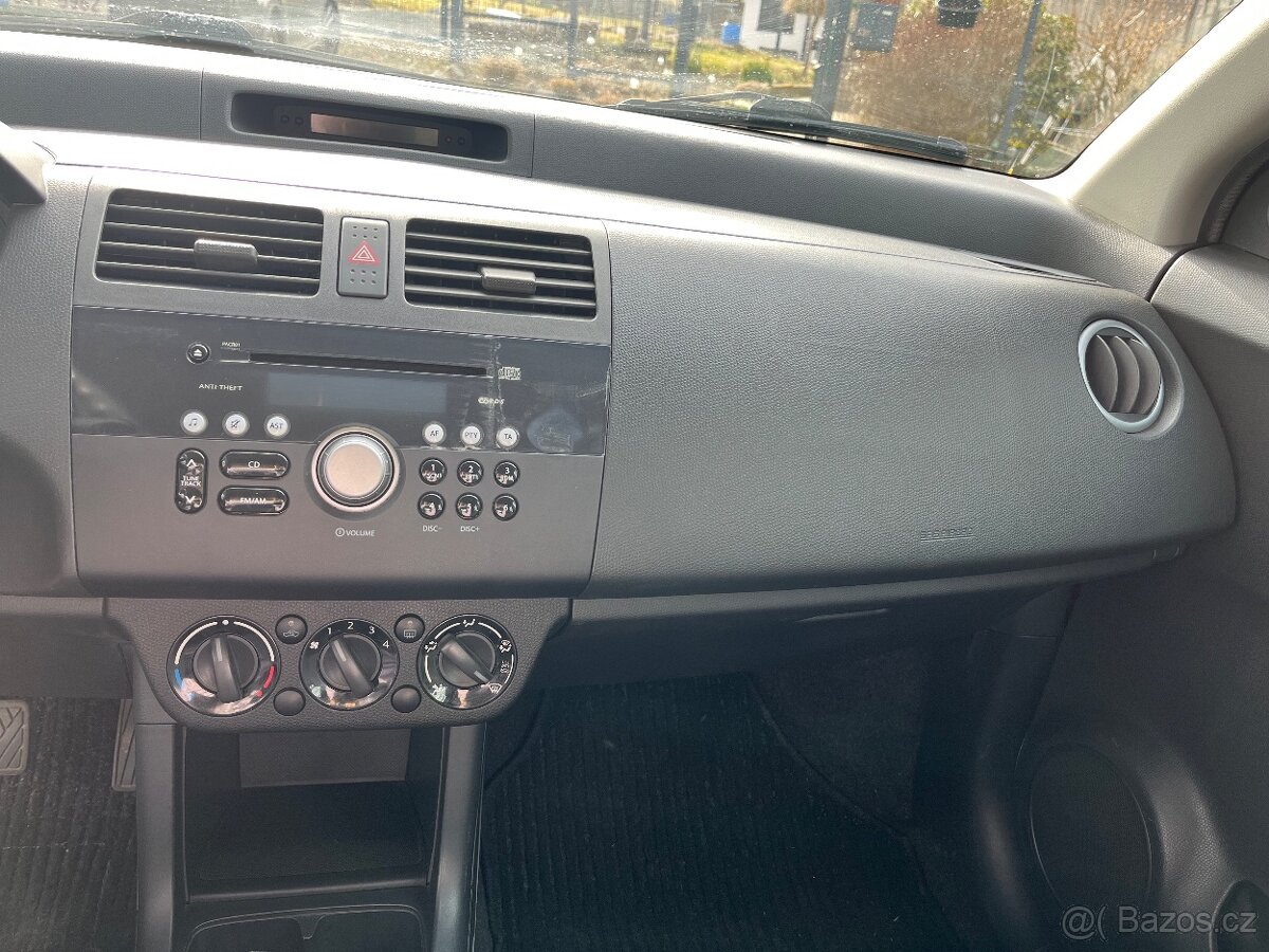 Suzuki Swift 1.3 - 17