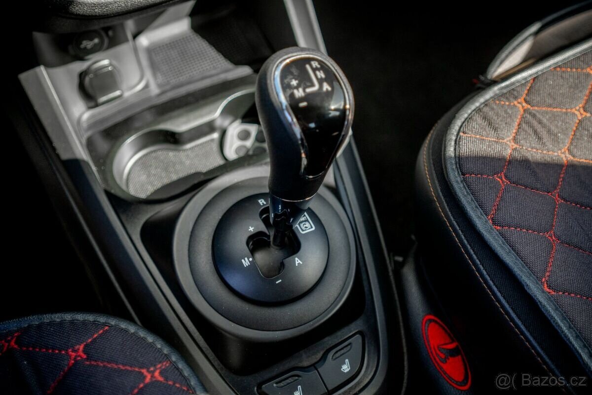 Lada Vesta LUXE Blackline 1.6 - 17