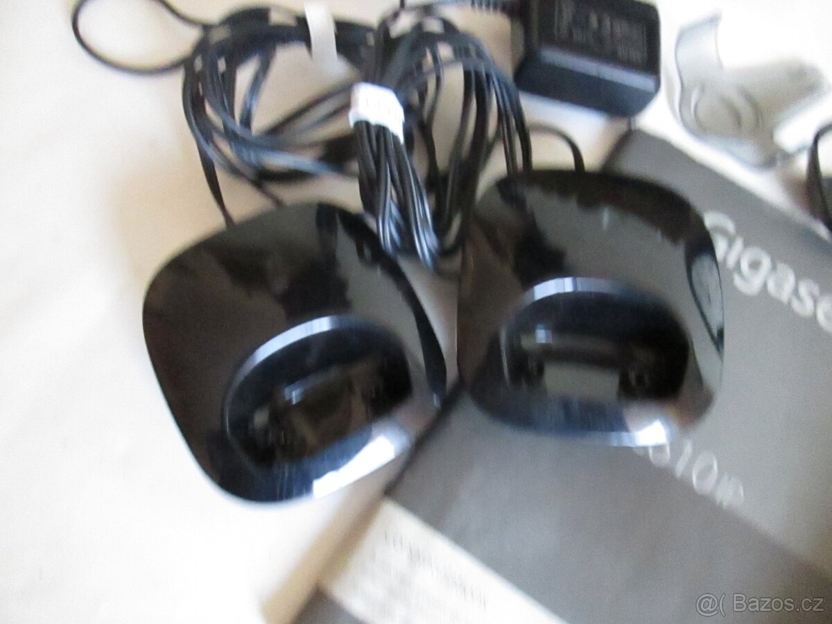 STAR.SBĚR.MOBILY A NABÍJEČKY. - 17