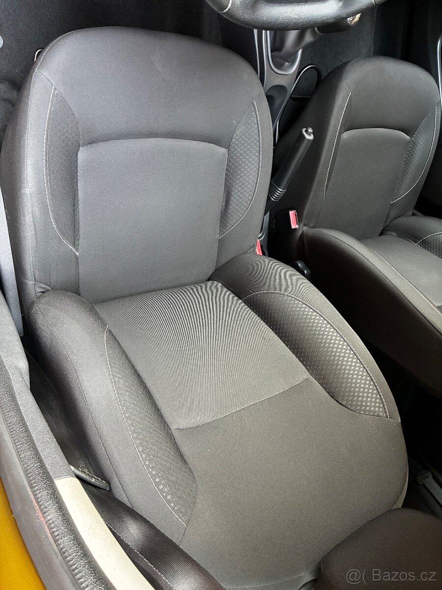 Dacia Duster 1.6 SCe, ROK 2017, tažné zařízení - 17