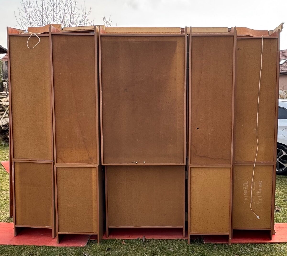 Prodám krásnou zachovalou obývací stěnu - 17