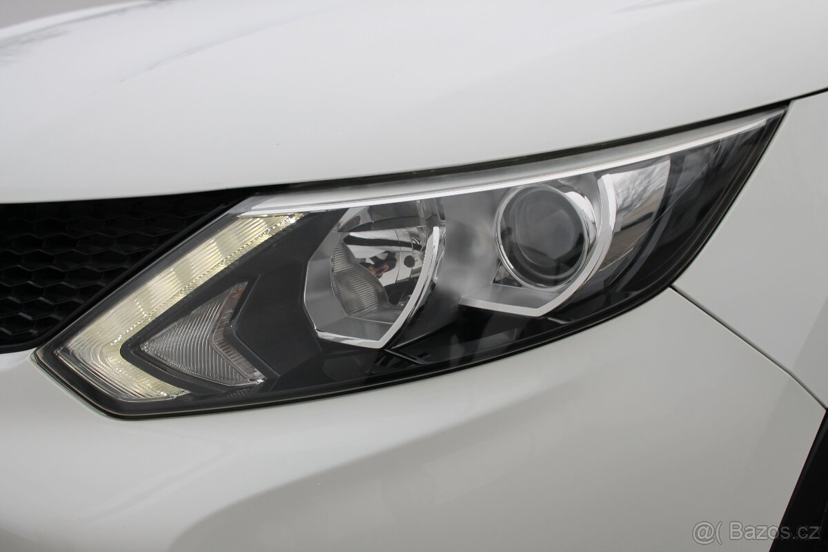Nissan Qashqai 1.5dCi LED + P.SENZORY + PR.SERVIS - 17
