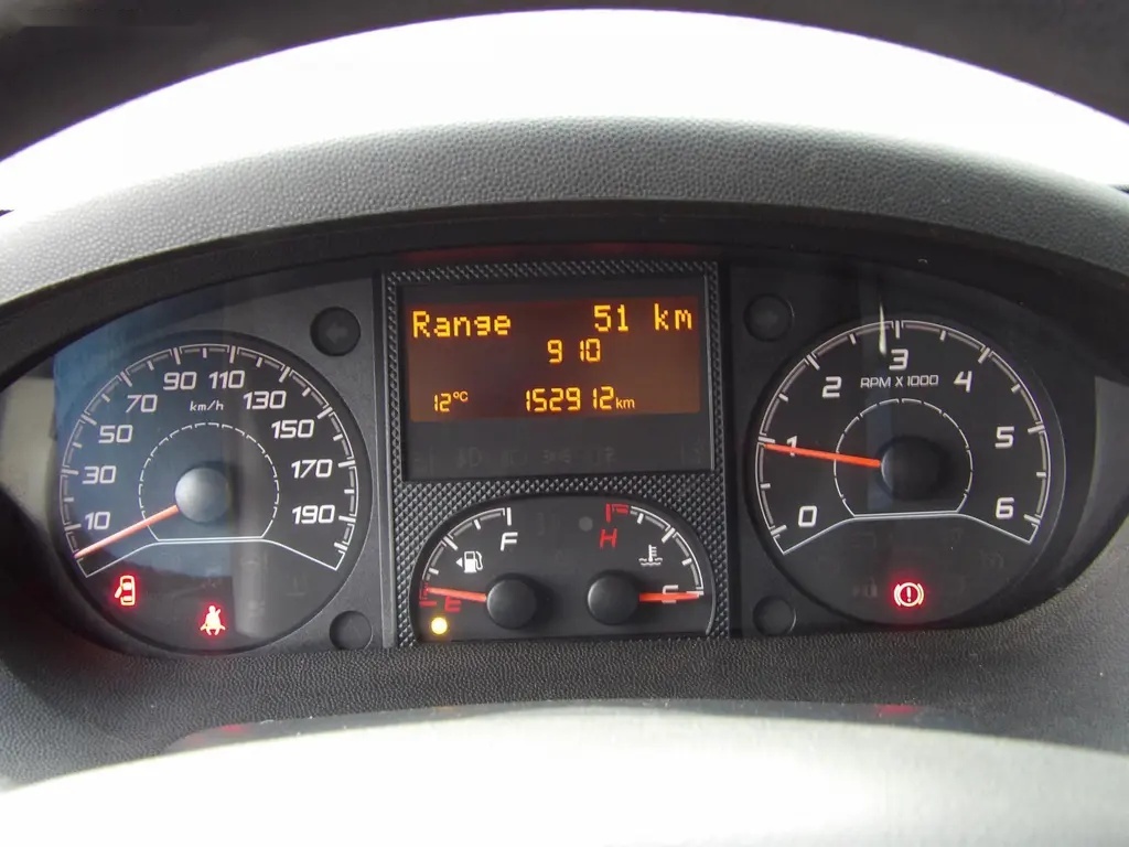 Peugeot Boxer, L2H2, 2,0 130k 6 míst - 17