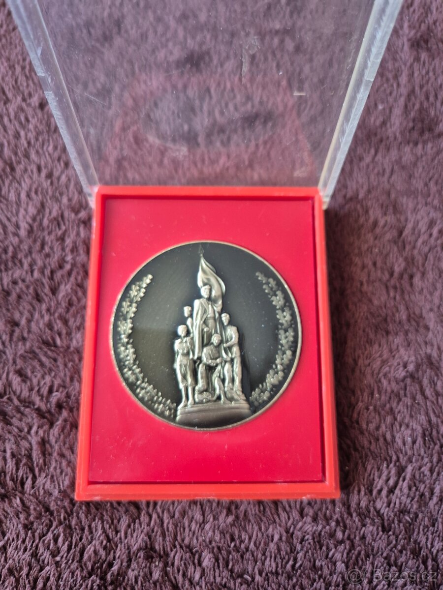 Starší medaile 2 - 17