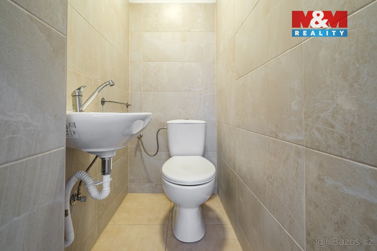 Prodej rodinného domu, 367 m², Březová, ul. Okružní - 17