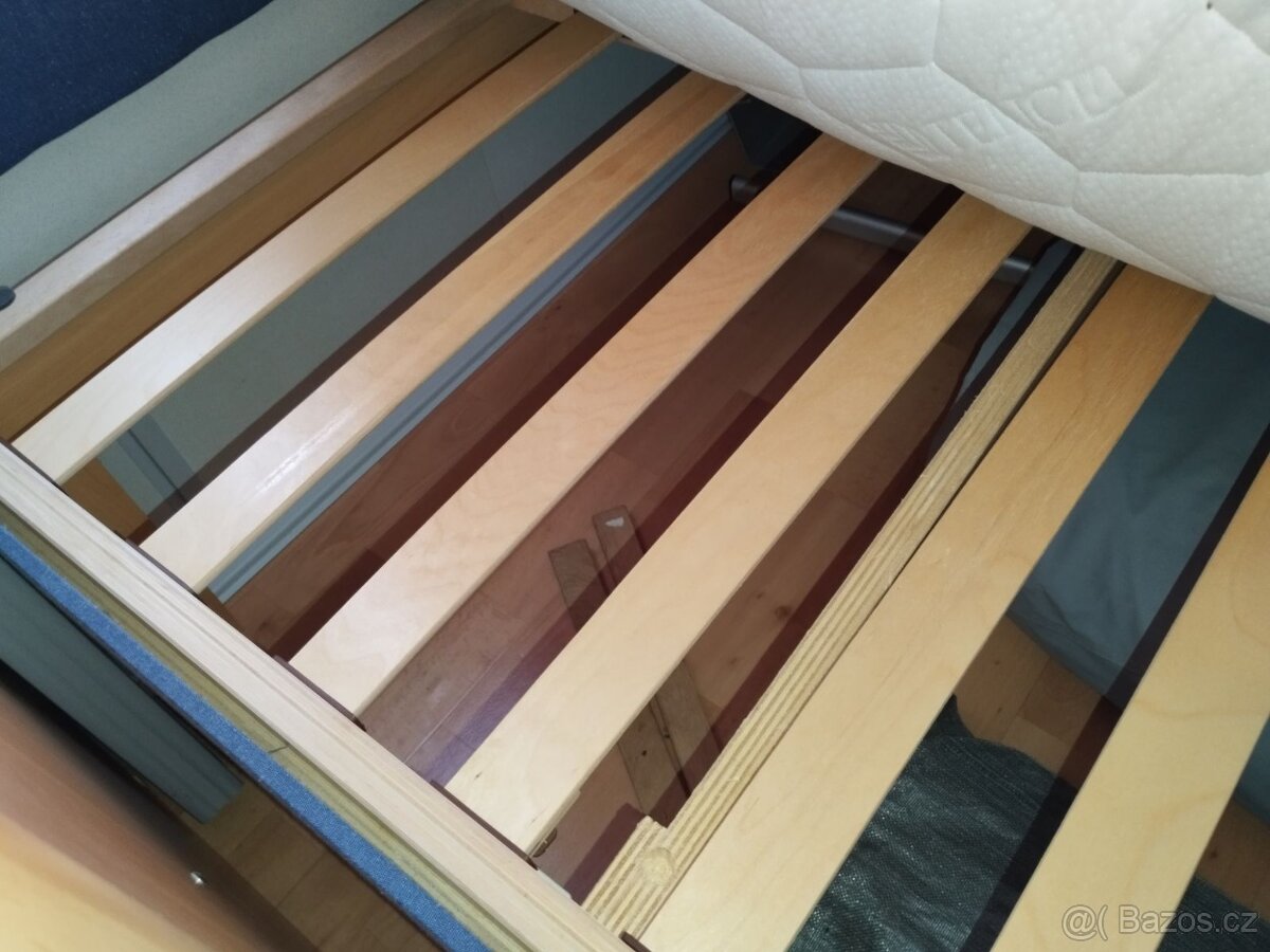 KNAUS SPORT 420QD č.734 pro 4. Stan. 1200 kg. R 2003 - 17