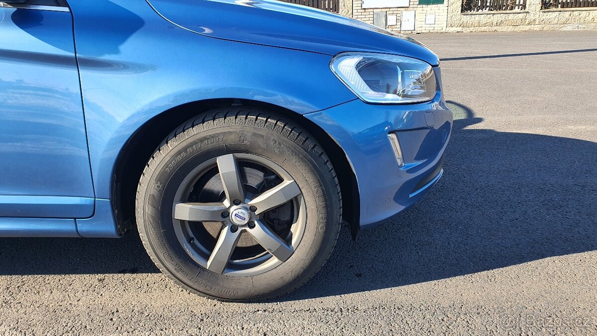 VOLVO XC60 D4 4X4 Automat.přev. 190Hp, 2017 - 17