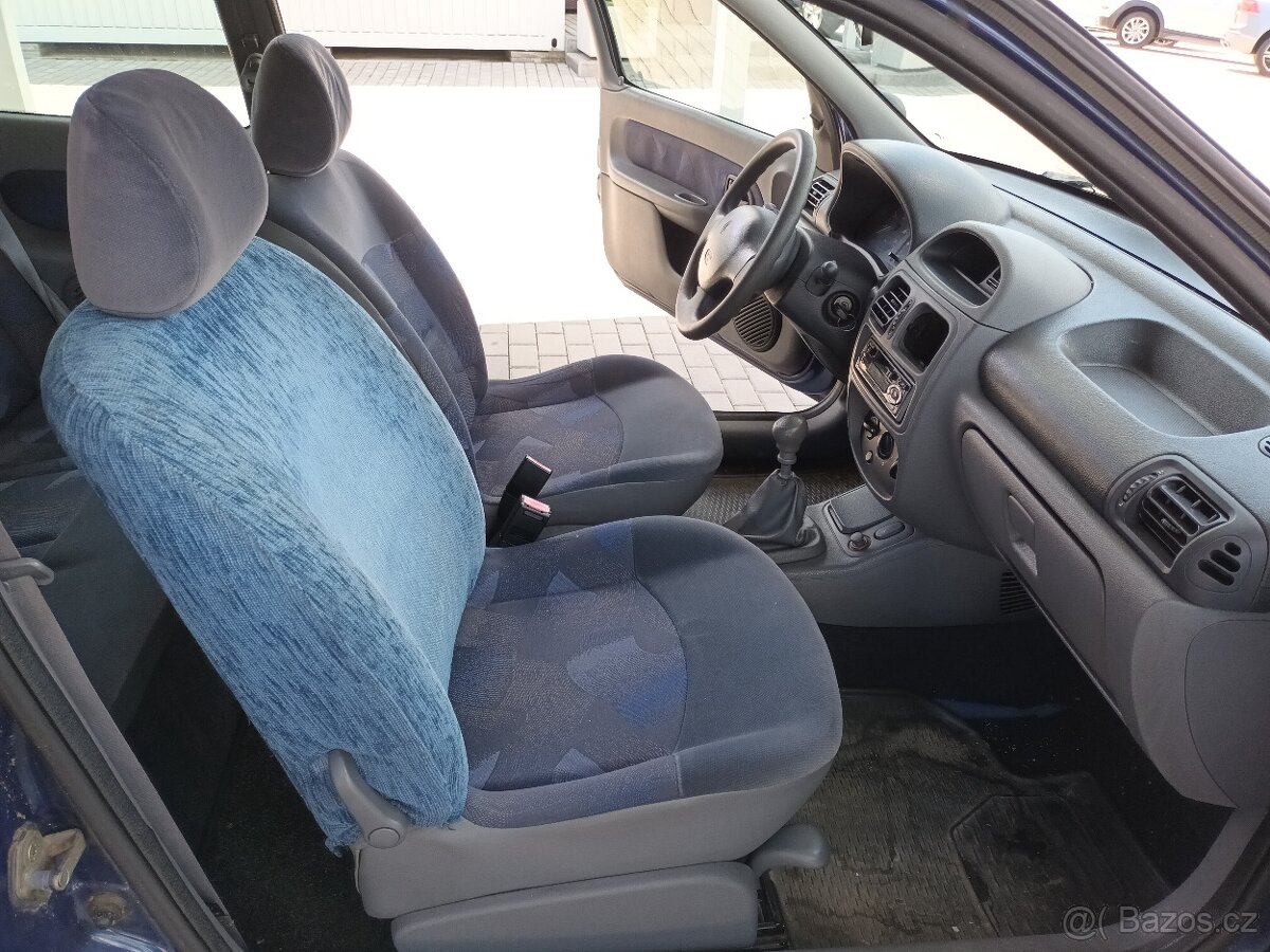 Renault Clio 1,2 i,43kw,ČR,1MAJ,KOLA - 17