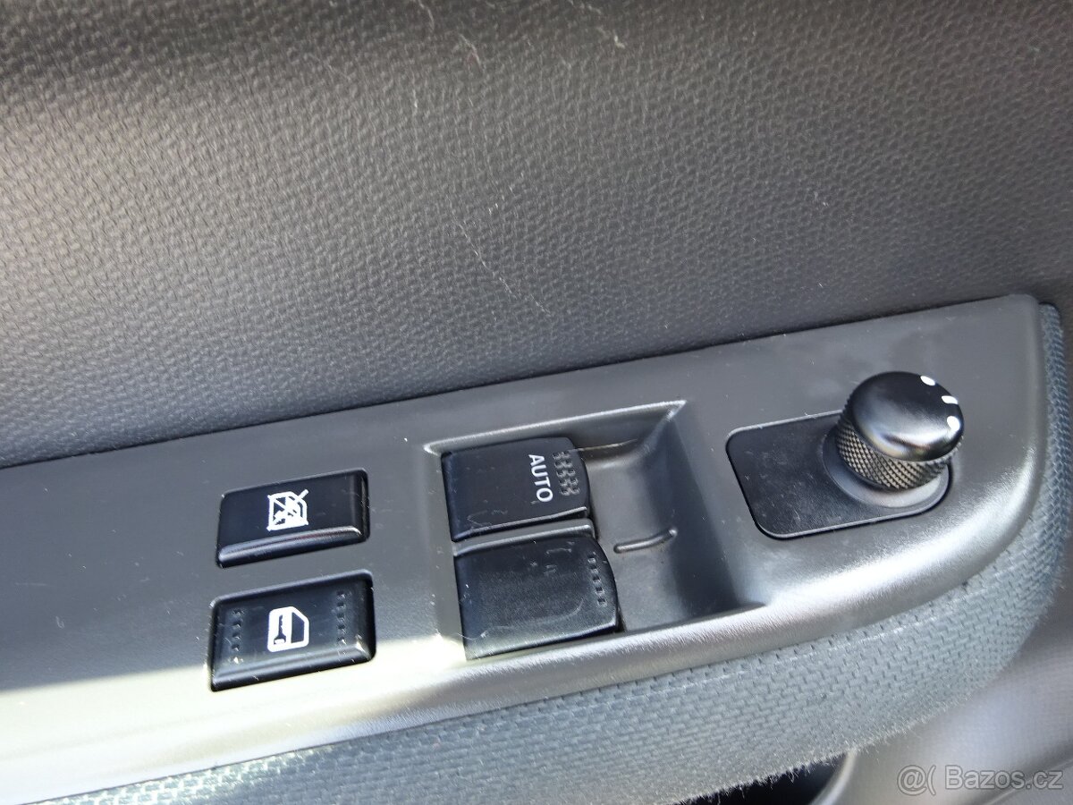 Suzuki Swift 1,3 i - 17