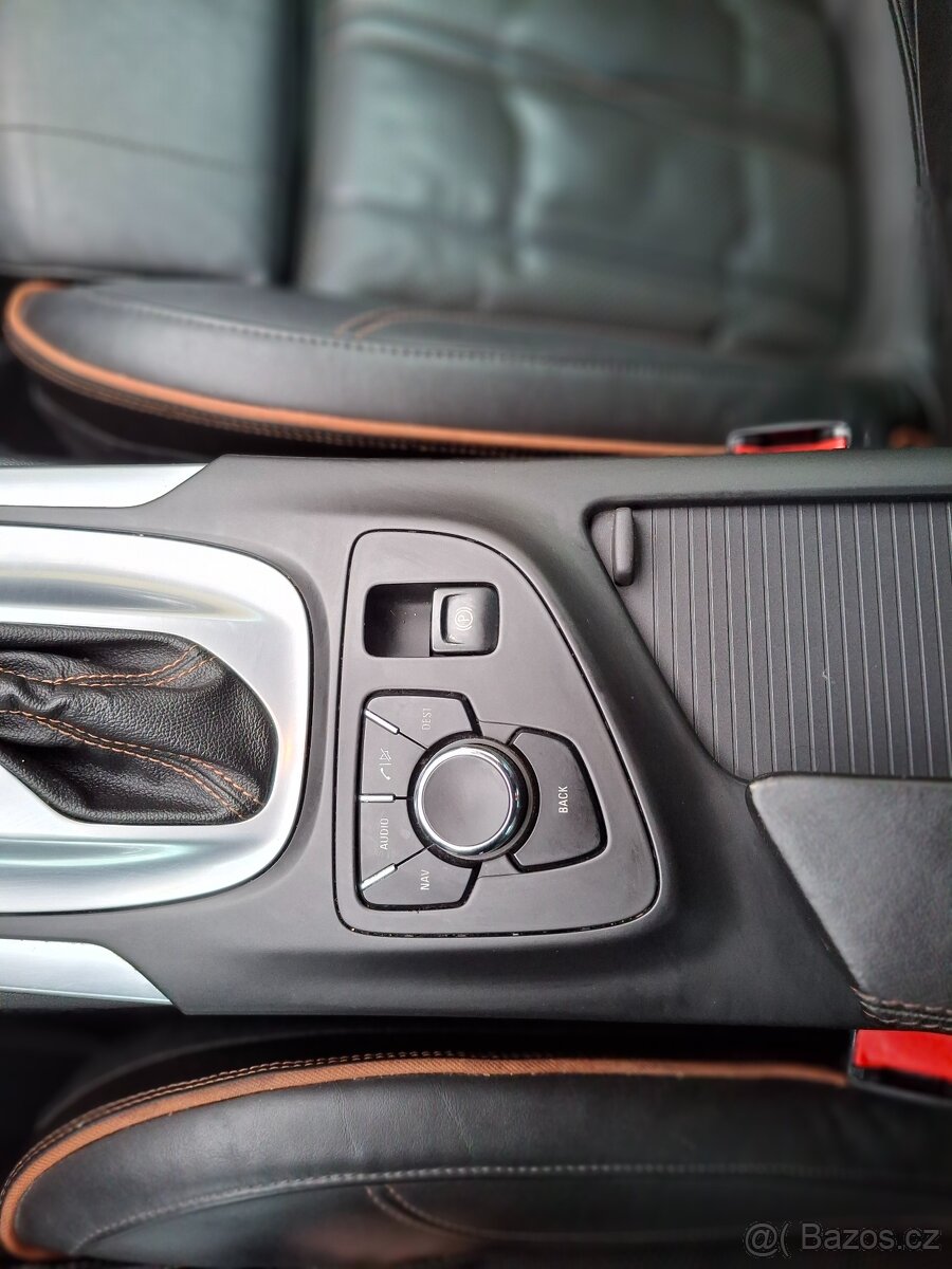 Opel Insignia Biturbo 2.0 diesel 143 kw - 17