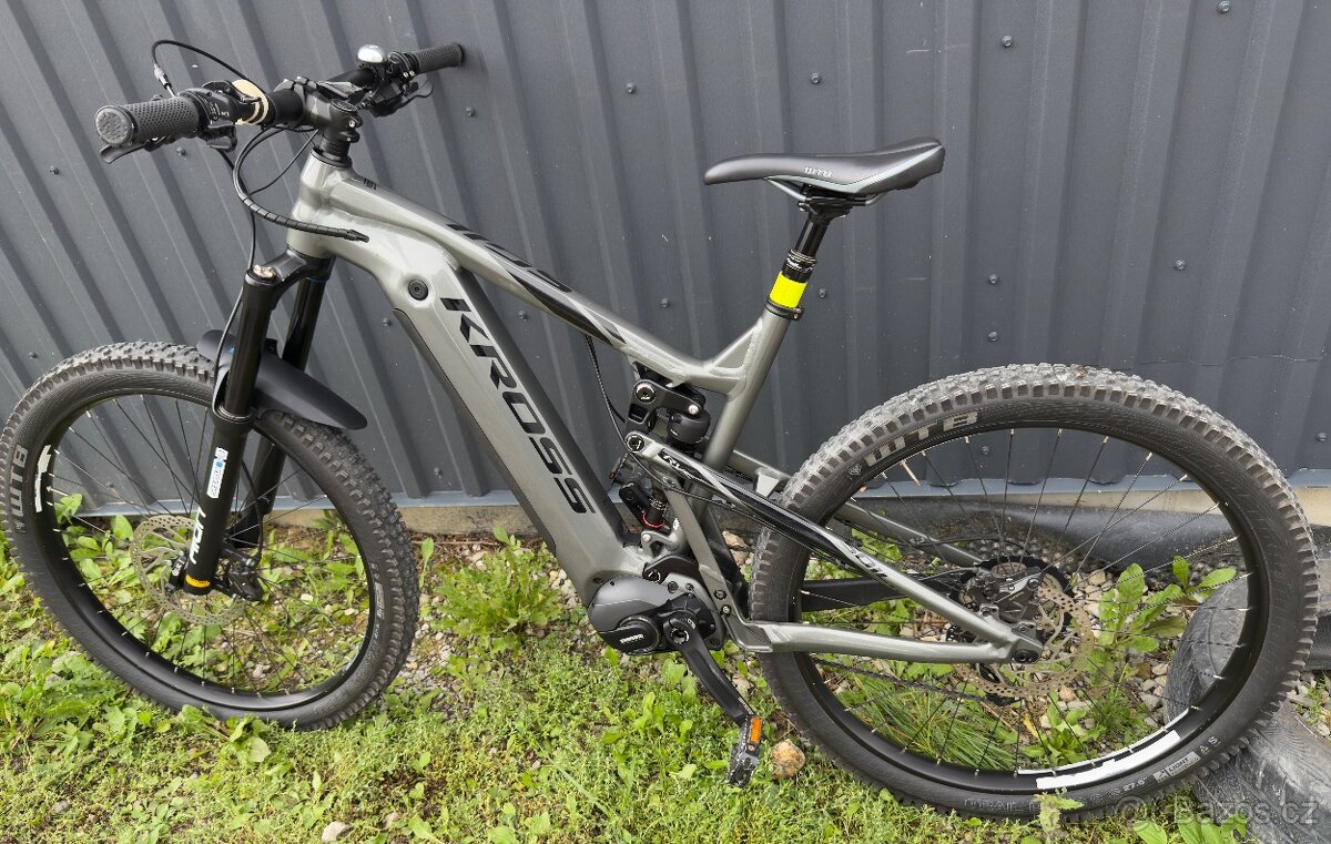 Horske elektrokolo celopero ram L kola 27,5 - 17