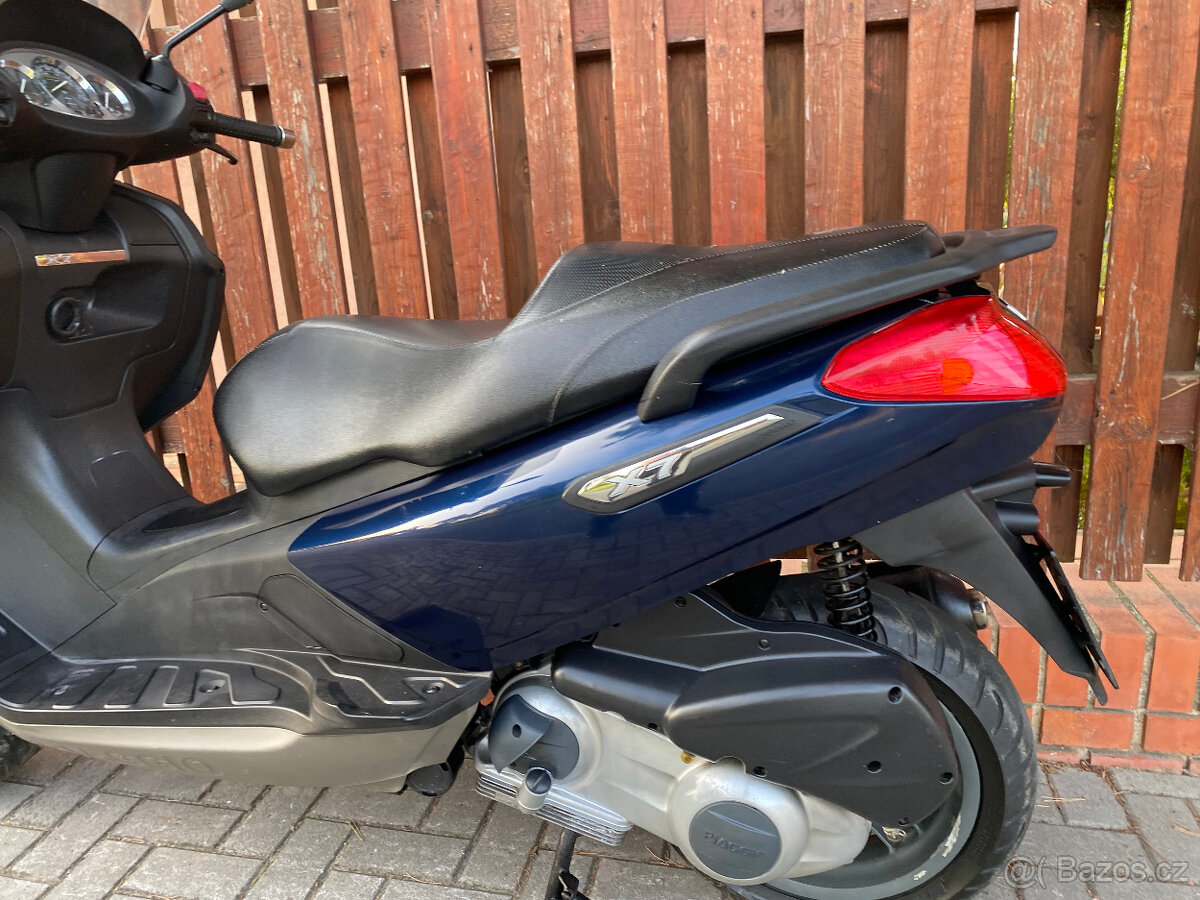 Piaggio X7 125 (2010) - 17