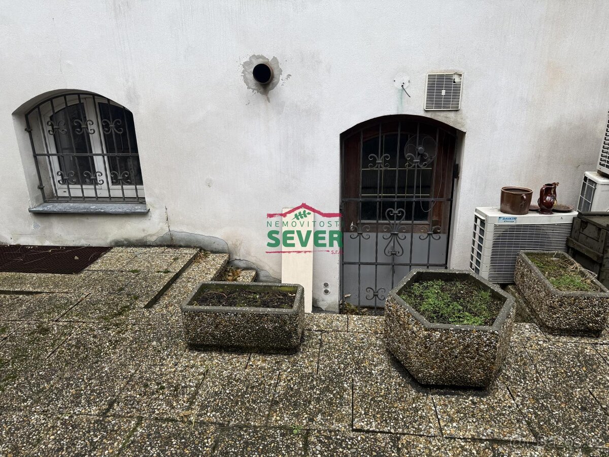 Prodej, komerční prostory, OV, Teplice, ul. Lounská - 17