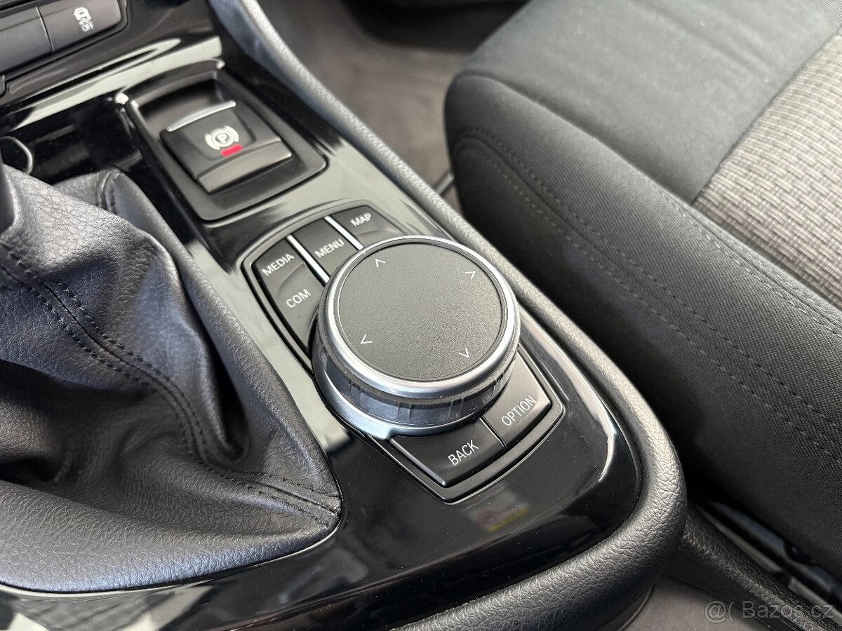 BMW 216d NaviProf,Head-Up,7míst - 17