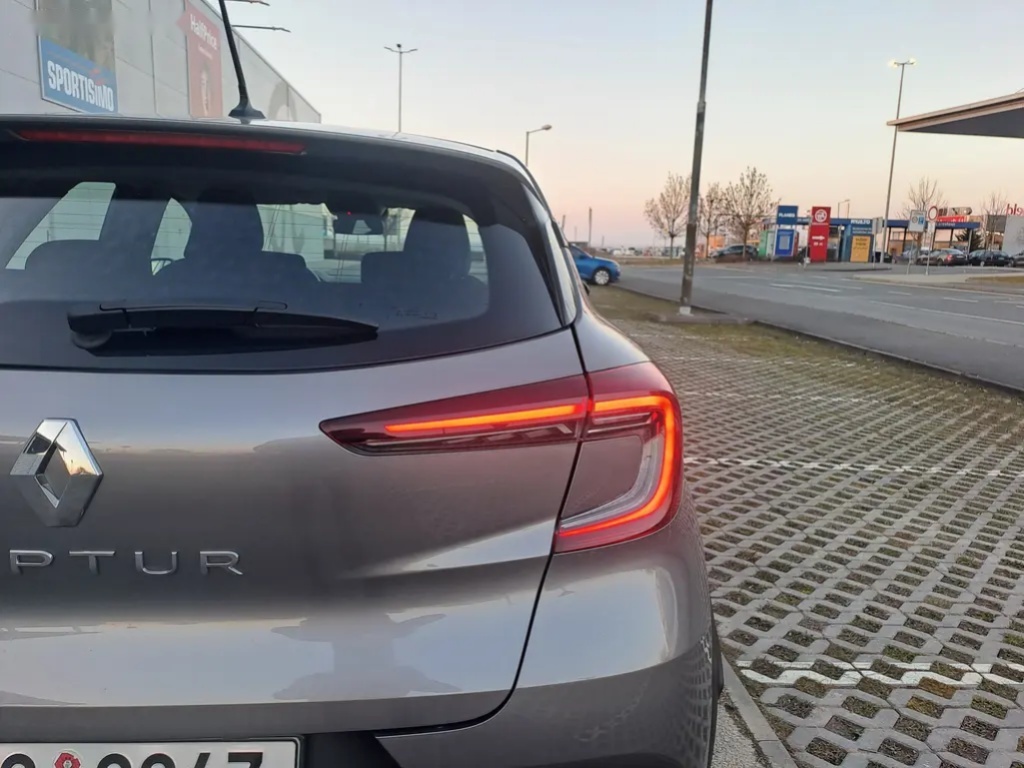 Renault Captur, 1.0TCE LPG 1.MAJ,JIŽ REZERVACE - 17