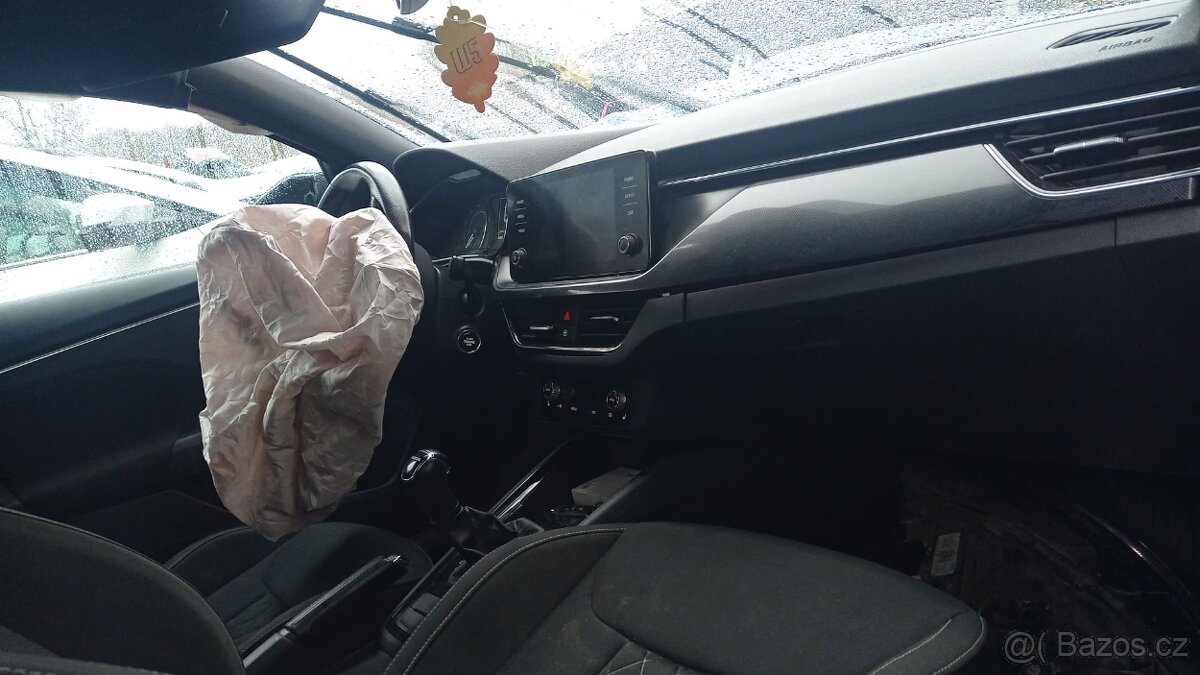 Škoda Scala automat DSG - 17