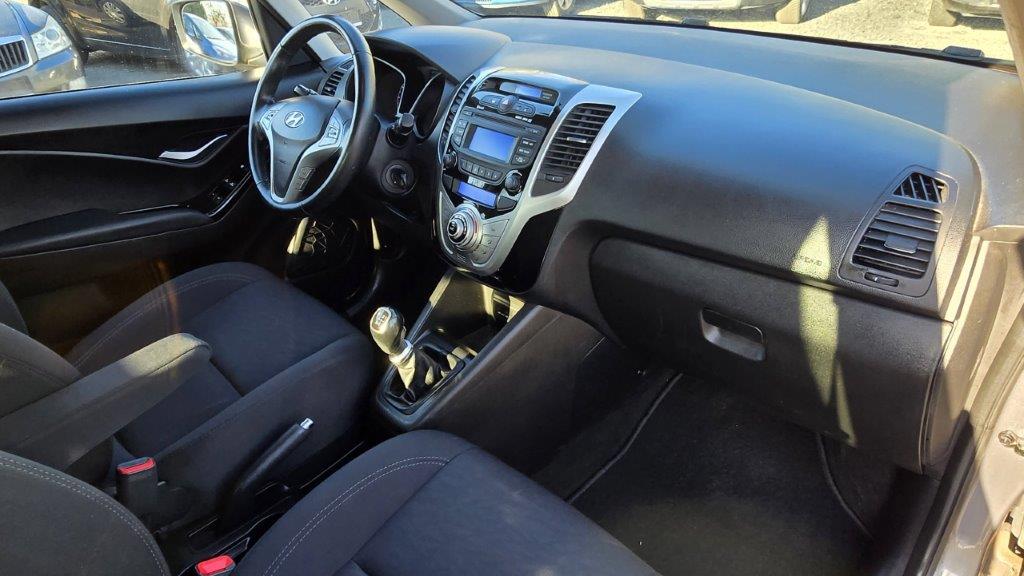 HYUNDAI ix20 1.4CVVT STYLE 1MAJITEL - 17