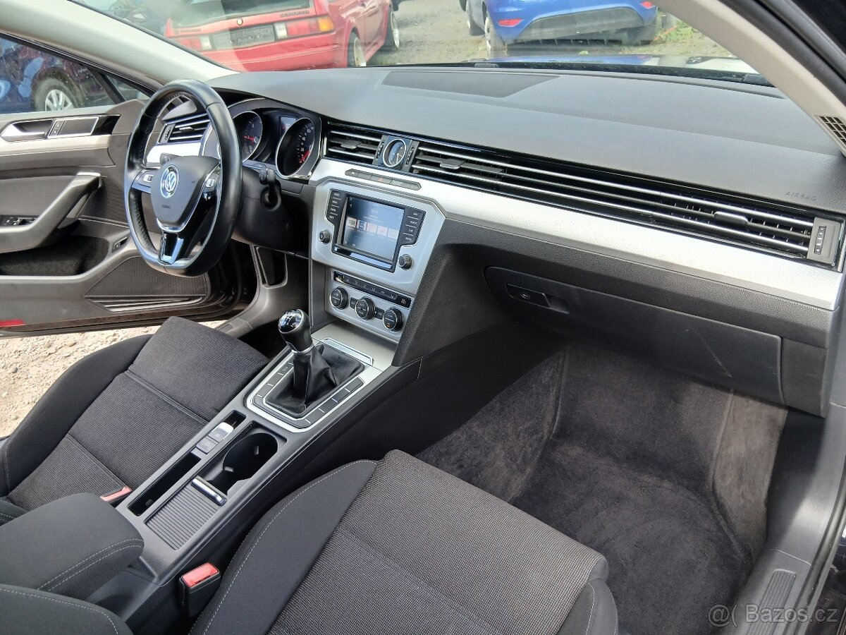 VW Passat, 1.6TDI, B8, 199 000 km , r.v.2016 - 17