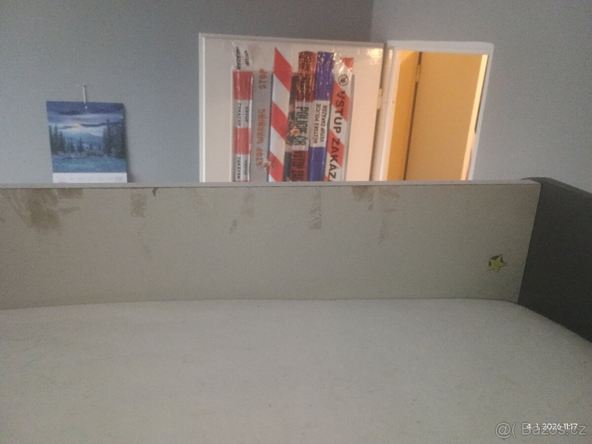 Patrová postel s psacím stolem a skříní - 17