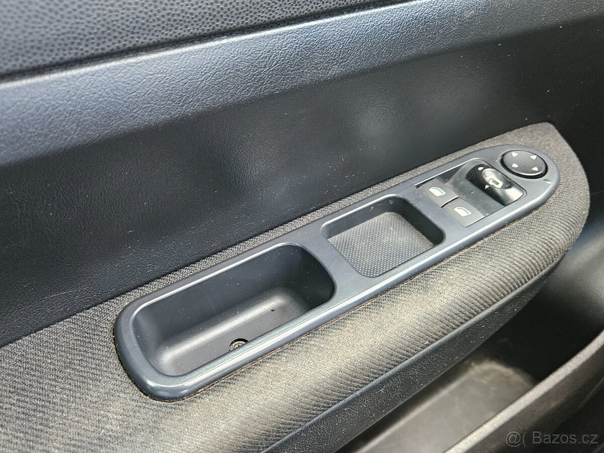 Peugeot 307 H 1.6HDi 108 MAN5 - 17
