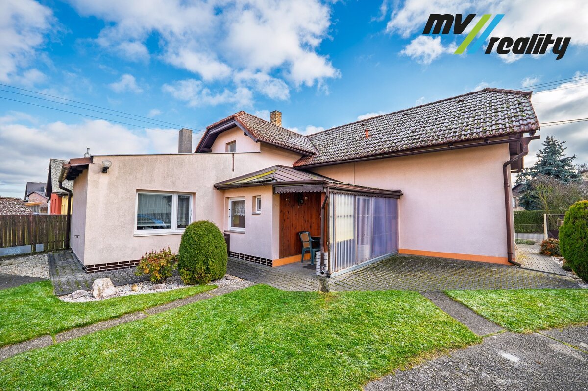 Březovice, prodej rodinného domu 5+1 na pozemku 2427m2. - 17