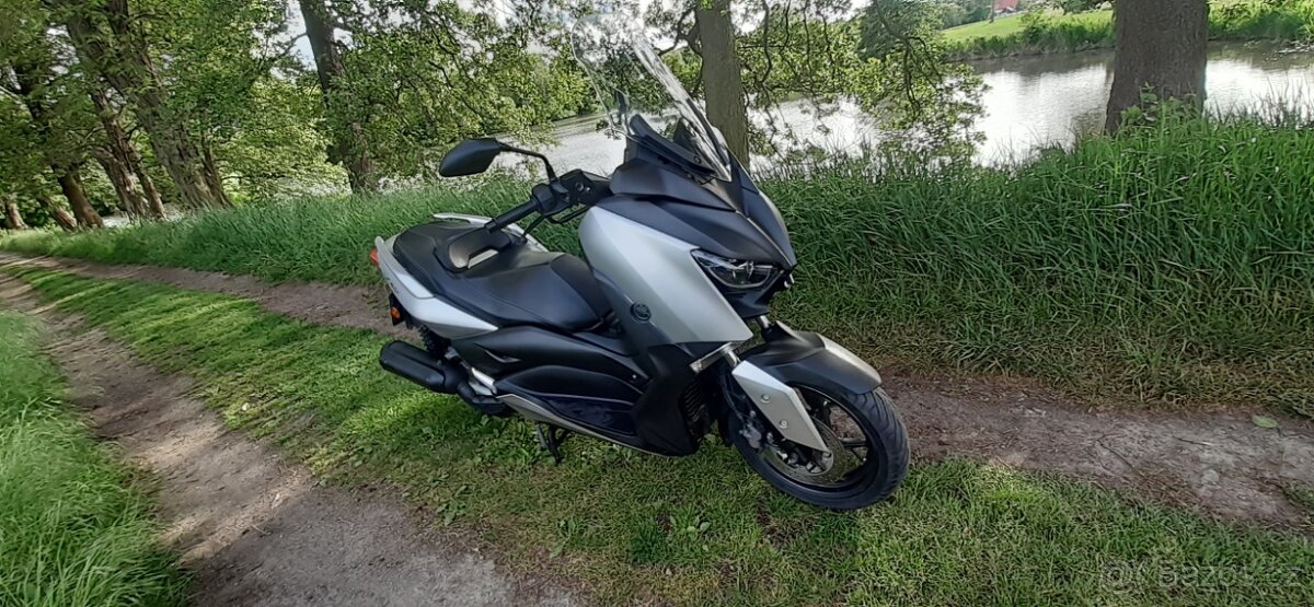 Yamaha X max 125 (2018 nové v čr ) - 17
