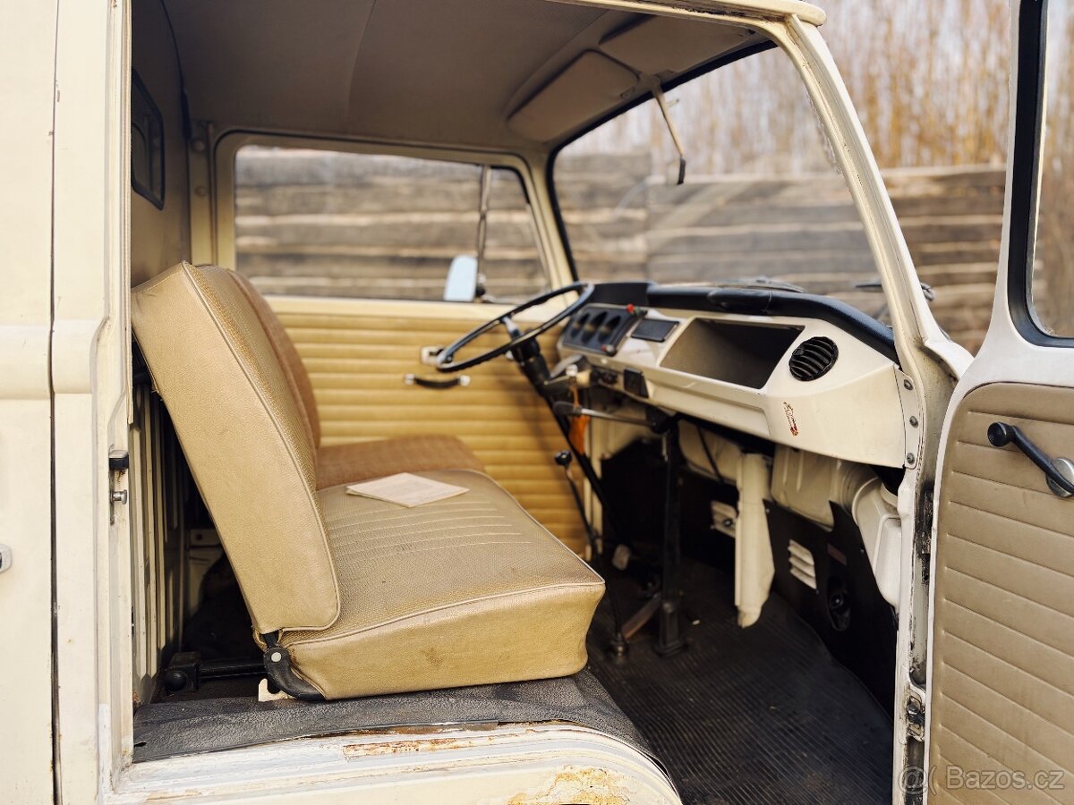 VW T2a original logo bus - 17