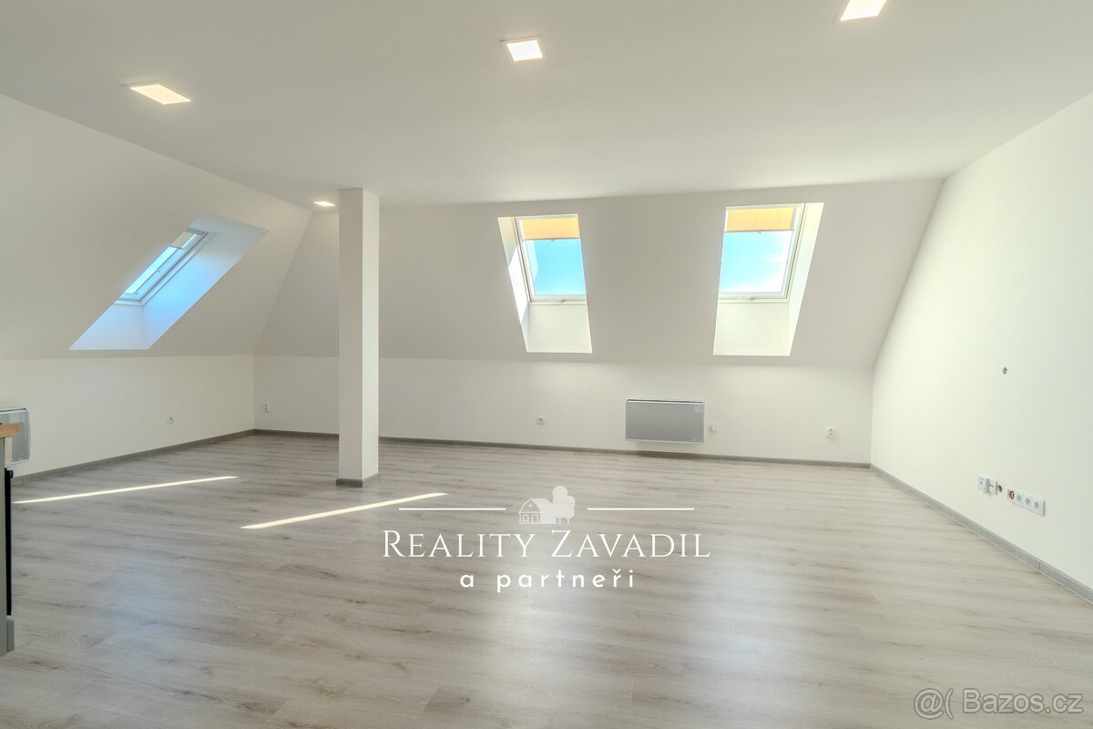 Pronájem bytu 3+KK, 80 m² , Šenovská, Slezská Ostrava - 17