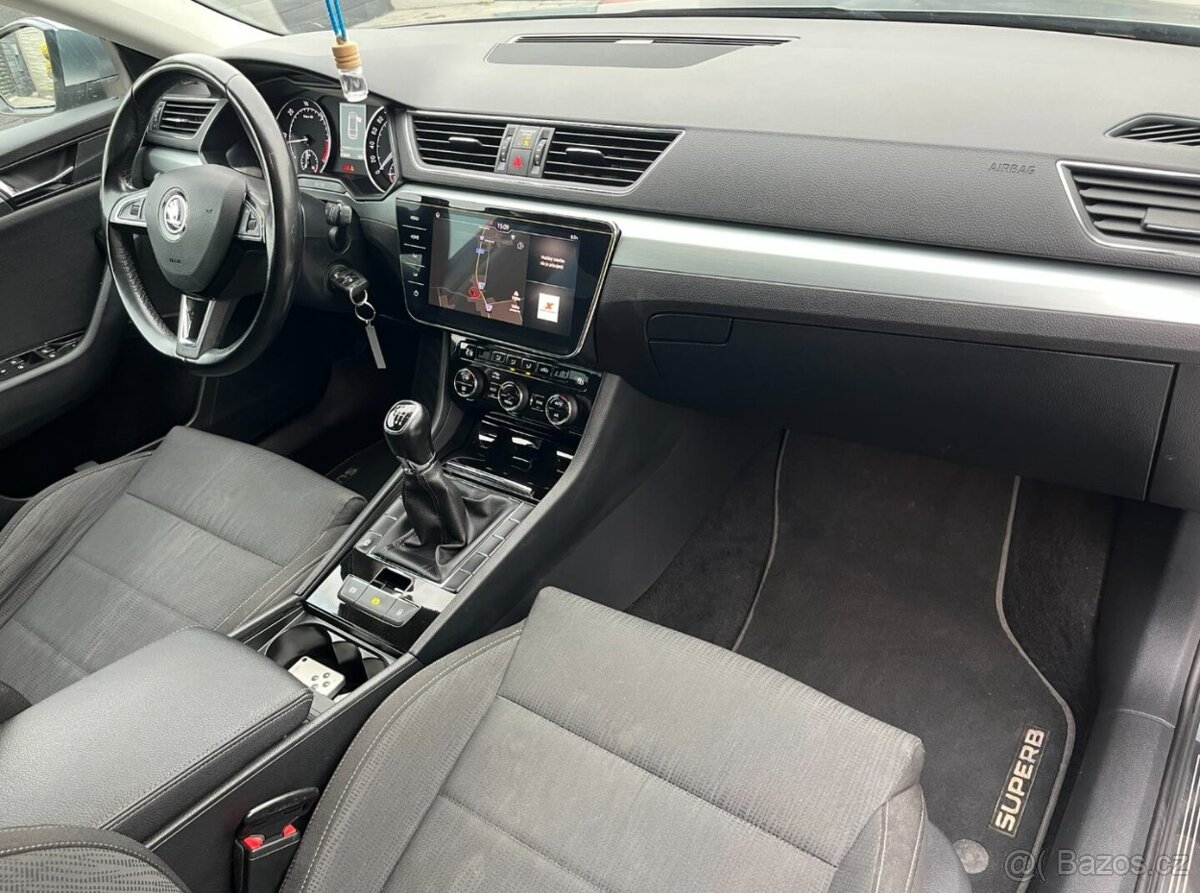 Škoda Superb 1.6 TDI - 17