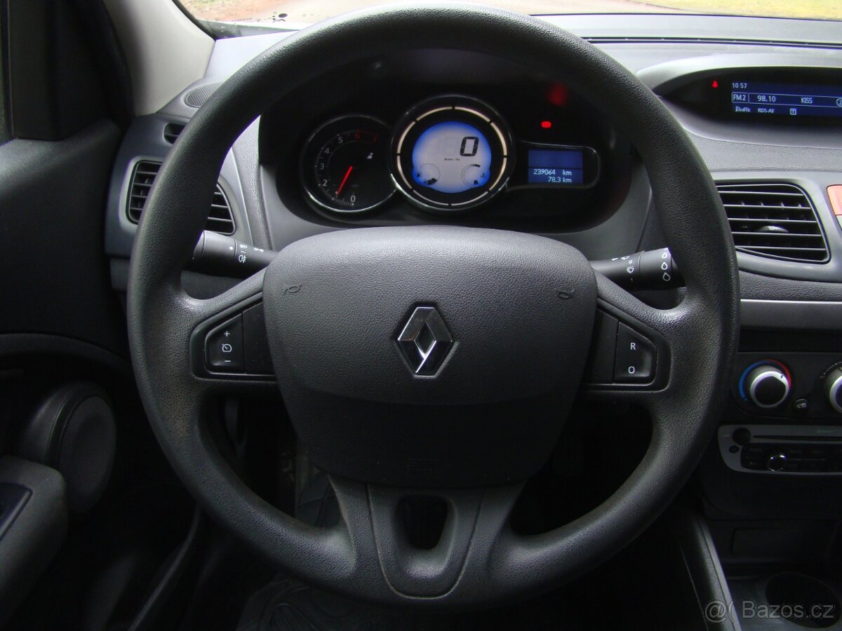 Renault Fluence 1.6i 16v KLIMA - 17