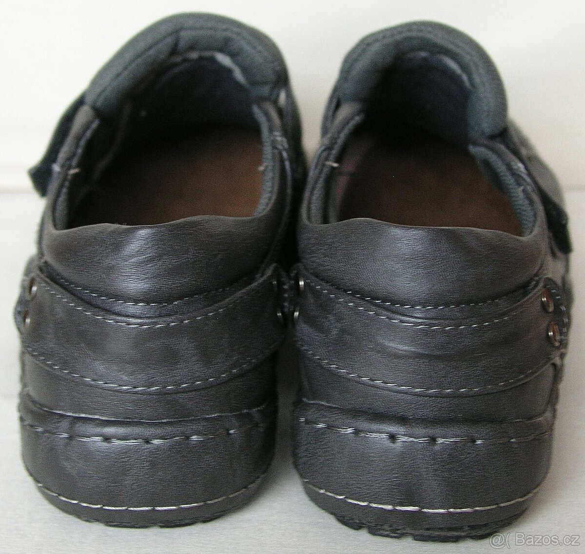 Boty černé pracovní vel.37 polobotky mokasíny kus 100,- - 17
