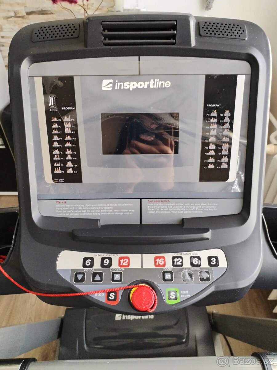 Robustní běžecký pás AKAMAR InSPORTline - 17