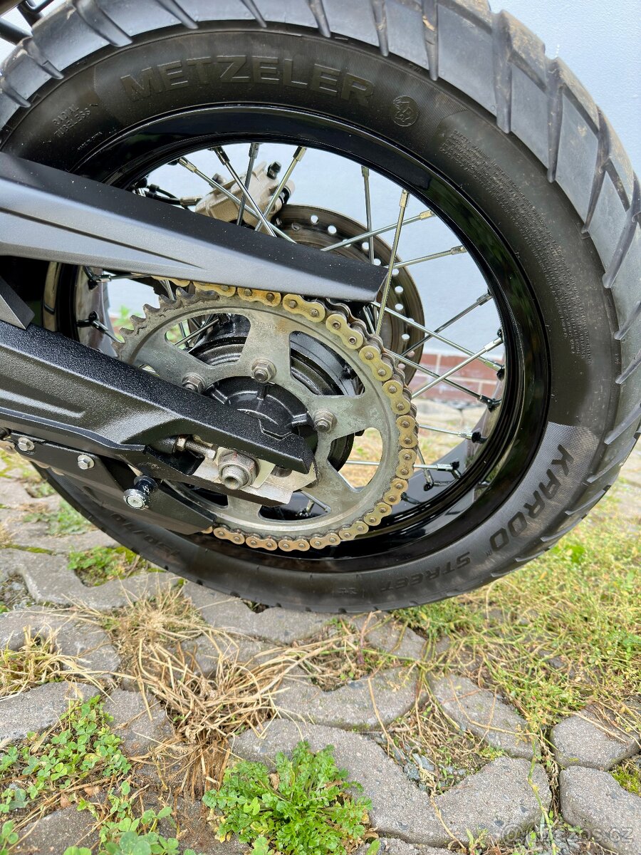 Triumph tiger 800 xc - 17