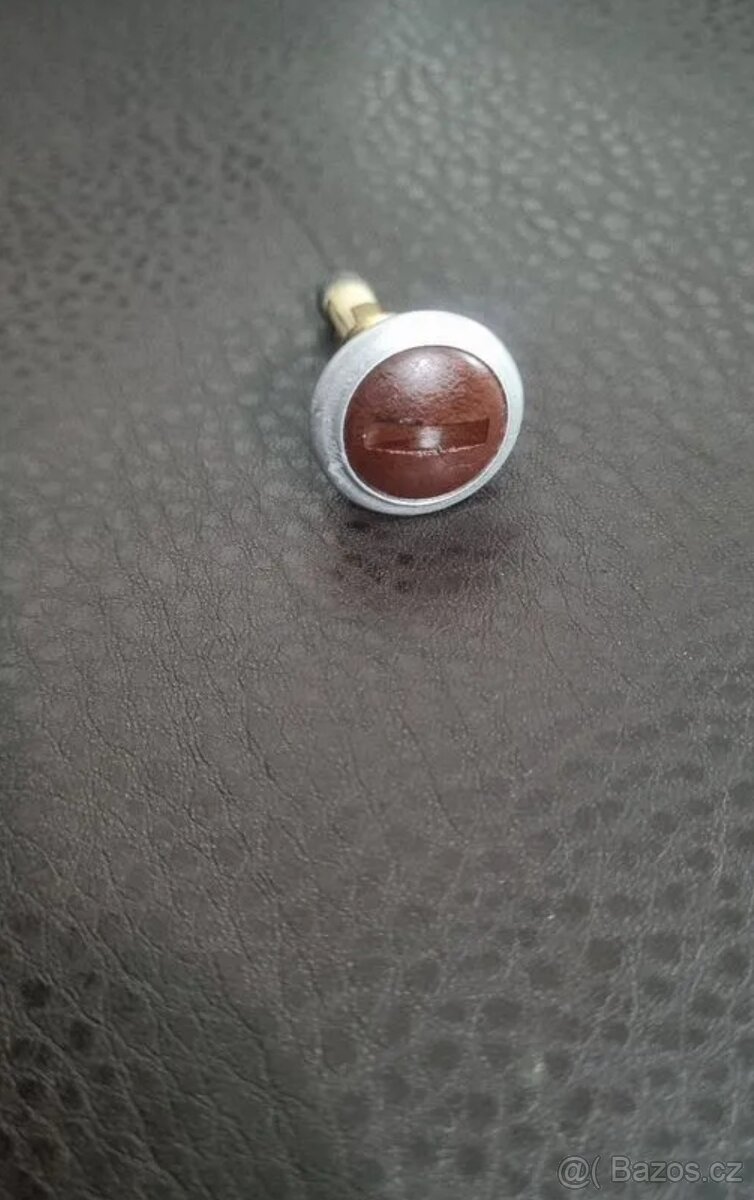 Ciferník tachometru výrobní štítek zadní světlo žárovka 6V - 17