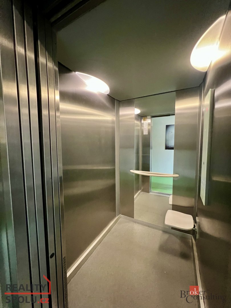 Pronájem, byty/4+kk, 125 m2, Biskupská 3330/8, Moravská Ostr - 17