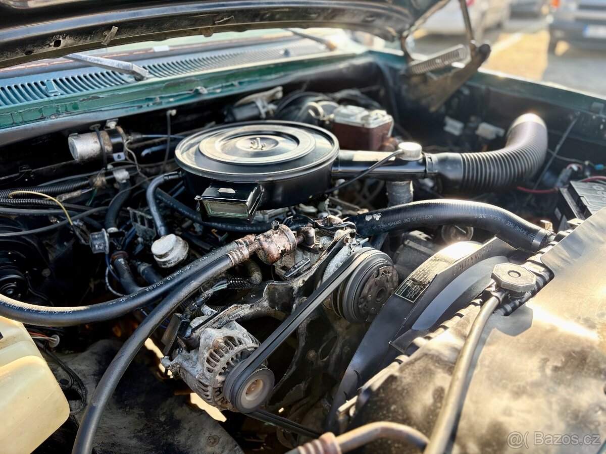 1989 Dodge W200 Power RAM | 5.9 V8 | 4x4 | Odpočet DPH - 17