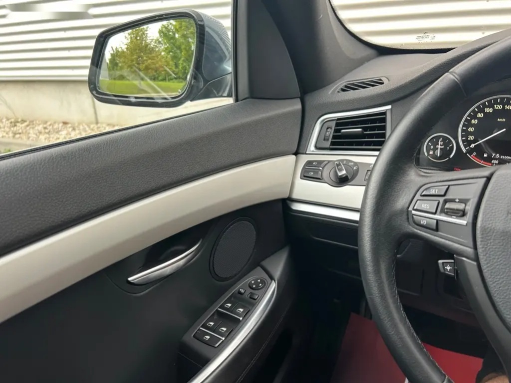 BMW Řada 5, 530D, GT, xDrive, DPH - 17