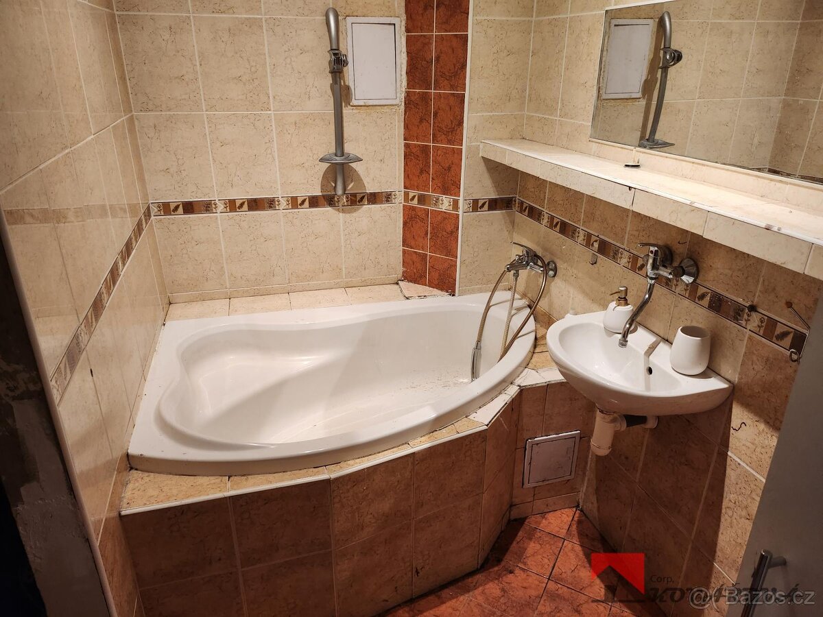 Byt 3+1/B, v OV, Praha 2 Nusle - 17